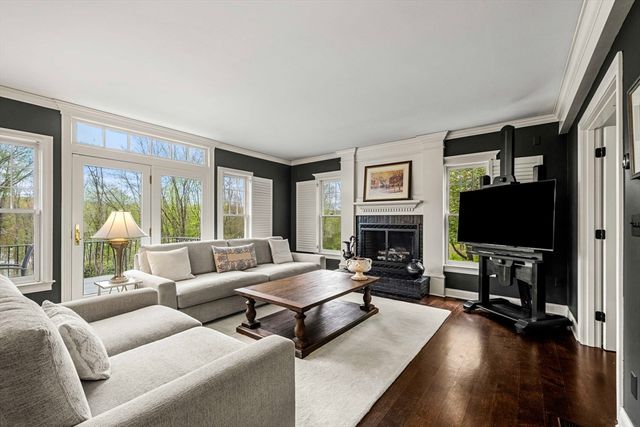 237 Storey Ave, Newburyport, MA 01950
