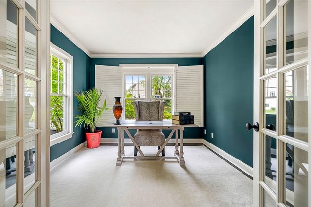 237 Storey Ave, Newburyport, MA 01950