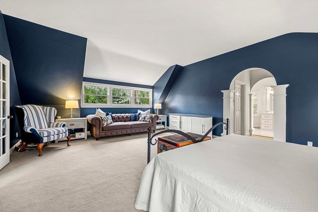 237 Storey Ave, Newburyport, MA 01950