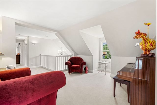 237 Storey Ave, Newburyport, MA 01950
