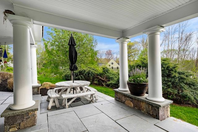 237 Storey Ave, Newburyport, MA 01950