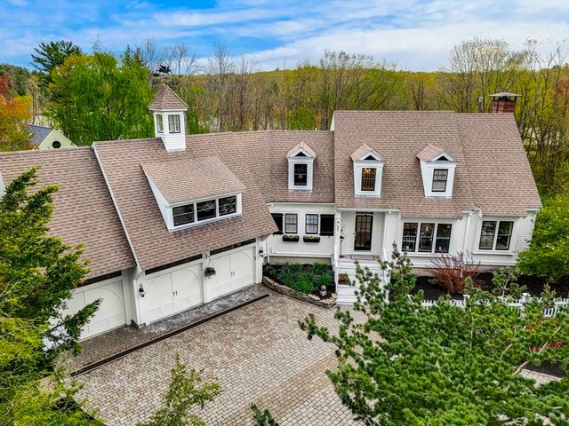 237 Storey Ave, Newburyport, MA 01950