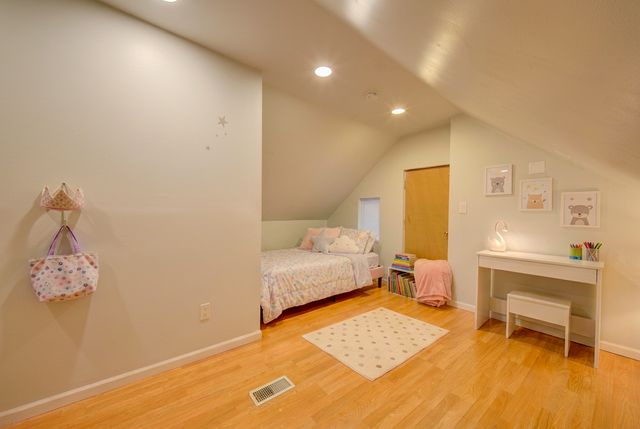 2242 S Saint Louis Avenue, Chicago, IL 60623