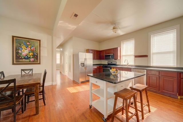 2242 S Saint Louis Avenue, Chicago, IL 60623