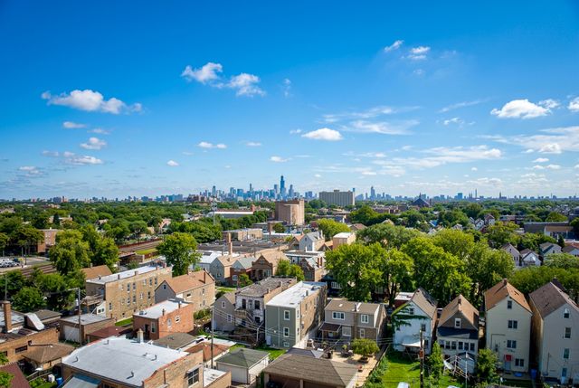 2242 S Saint Louis Avenue, Chicago, IL 60623