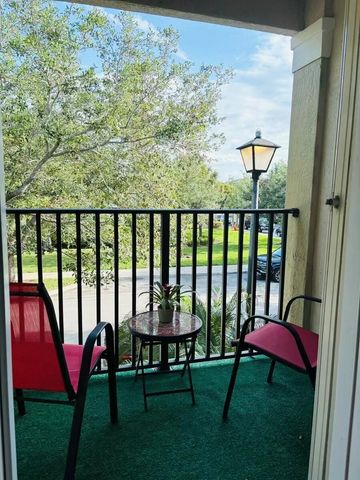 2104 SE Eatonville Drive, Port St. Lucie, FL 34952