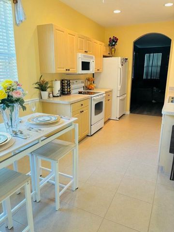 2104 SE Eatonville Drive, Port St. Lucie, FL 34952