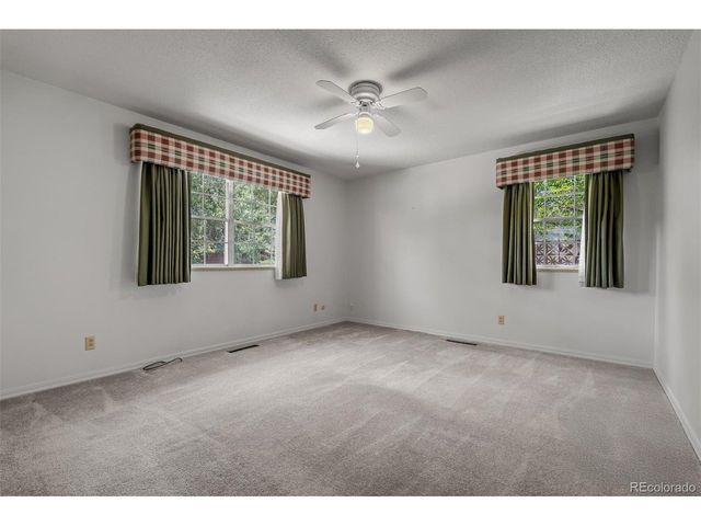 3135 Lees Ln, Colorado Springs, CO 80909