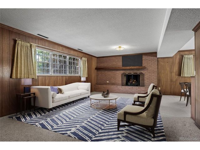 3135 Lees Ln, Colorado Springs, CO 80909