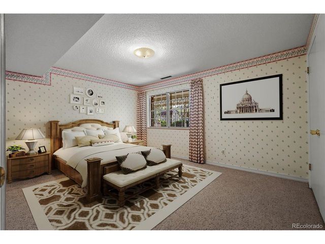 3135 Lees Ln, Colorado Springs, CO 80909