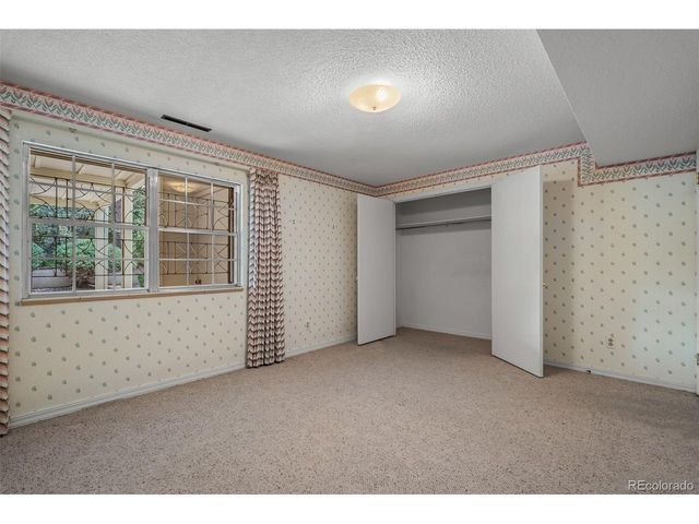 3135 Lees Ln, Colorado Springs, CO 80909