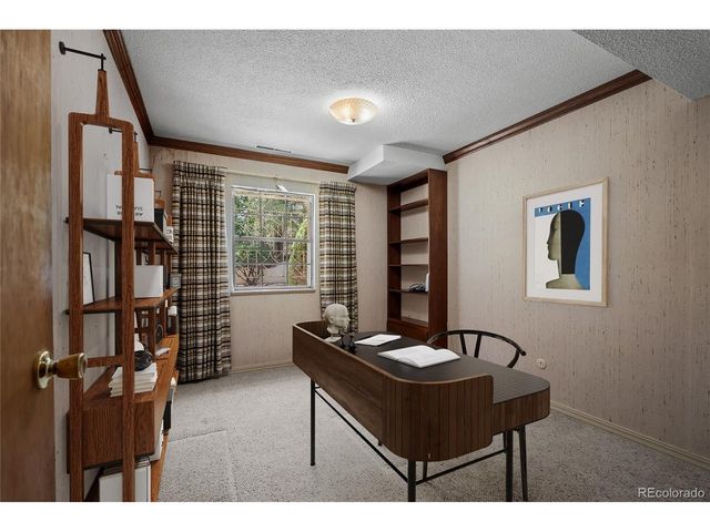 3135 Lees Ln, Colorado Springs, CO 80909