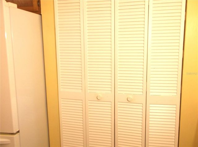 9433 HARBOR GREENS WAY 305, Seminole, FL 33776