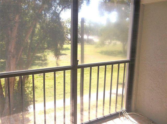 9433 HARBOR GREENS WAY 305, Seminole, FL 33776