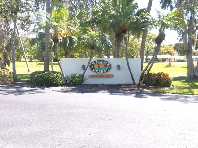 9433 HARBOR GREENS WAY 305, Seminole, FL 33776