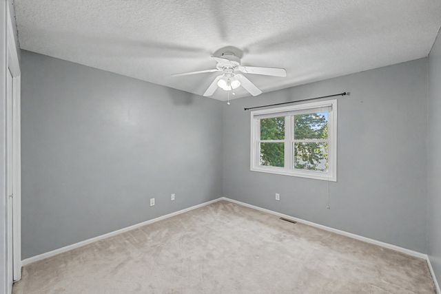 3700 SW 34th Place, Des Moines, IA 50321