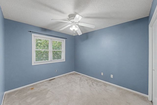 3700 SW 34th Place, Des Moines, IA 50321