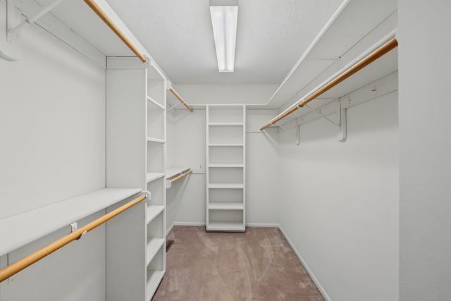 3700 SW 34th Place, Des Moines, IA 50321