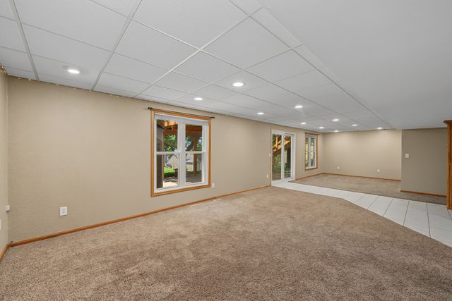 3700 SW 34th Place, Des Moines, IA 50321