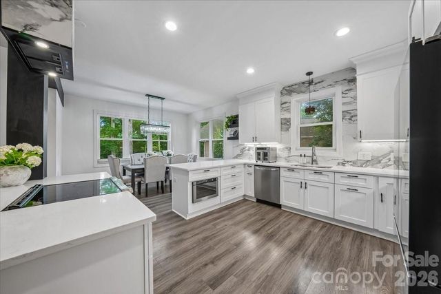 9712 Worley Drive, Charlotte, NC 28215