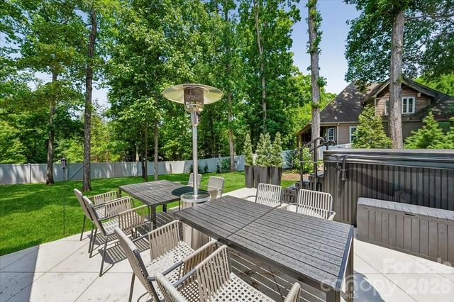 9712 Worley Drive, Charlotte, NC 28215