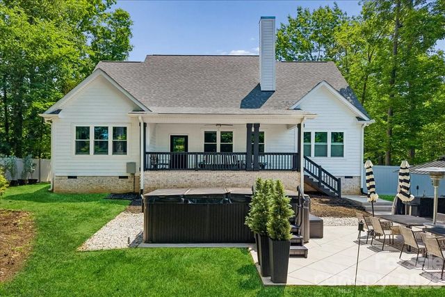 9712 Worley Drive, Charlotte, NC 28215