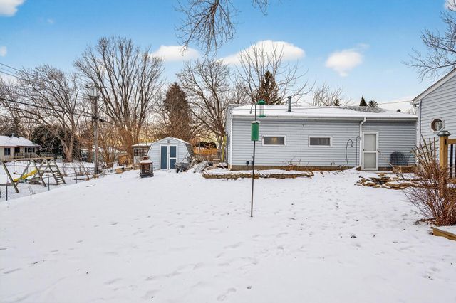 1034 Cobb Road, Shoreview, MN 55126