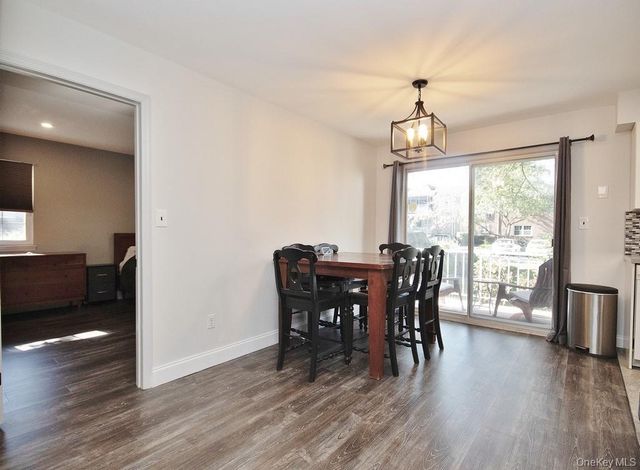 14 Somerset Drive, Suffern, NY 10901