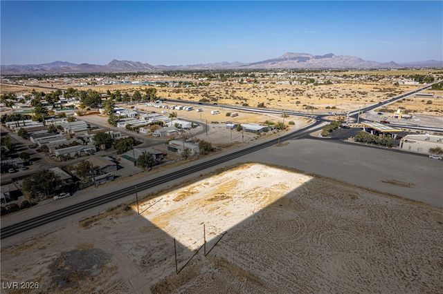 21 East Arizona Street, Pahrump, NV 89048