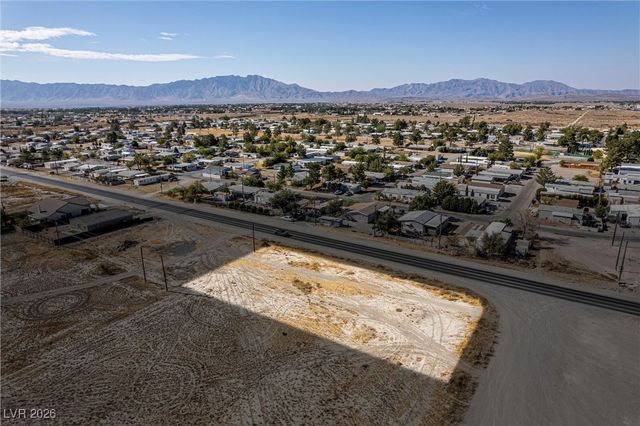 21 East Arizona Street, Pahrump, NV 89048