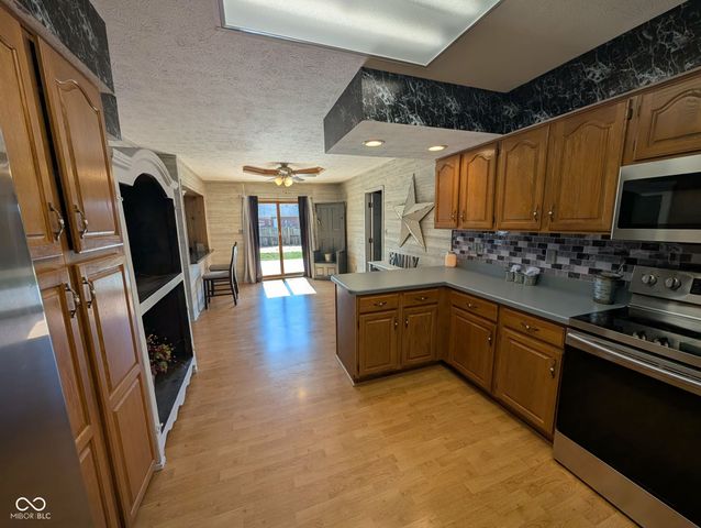 645 Parkeway Drive, Rockville, IN 47872