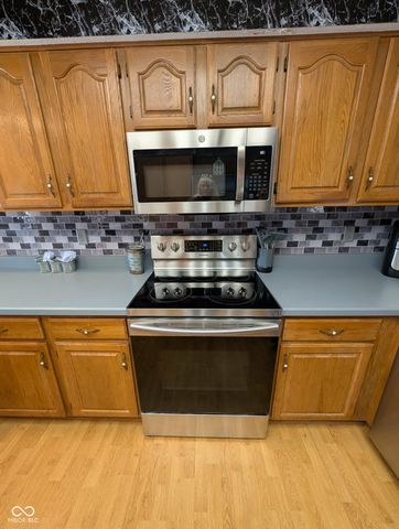 645 Parkeway Drive, Rockville, IN 47872