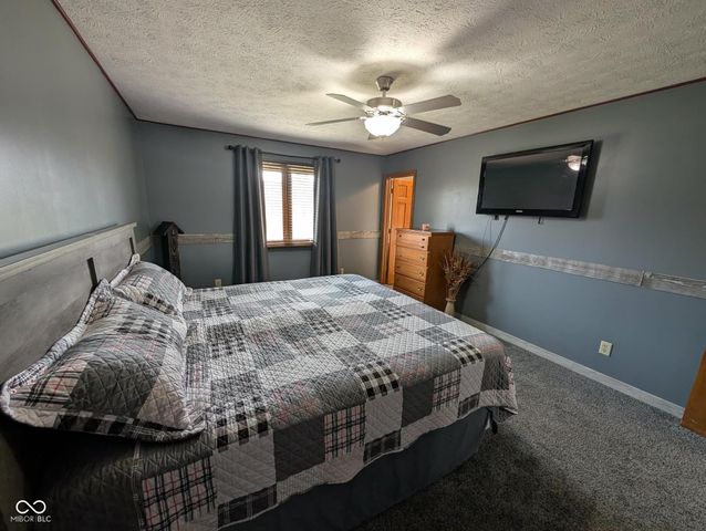 645 Parkeway Drive, Rockville, IN 47872