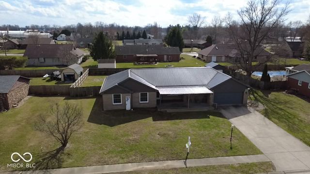 645 Parkeway Drive, Rockville, IN 47872