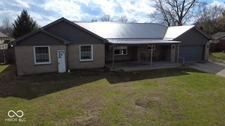 645 Parkeway Drive, Rockville, IN 47872