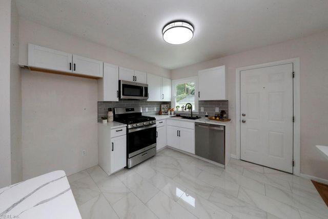800 Milford AVE, Hampton, VA 23661