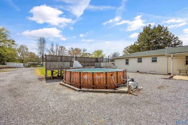 157 Sam Maples Road, New Hope, AL 35760