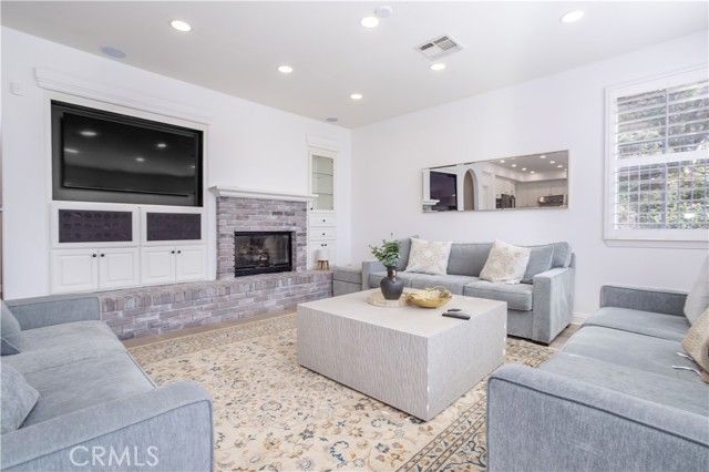 5474 Sunlight, Simi Valley, CA 93063