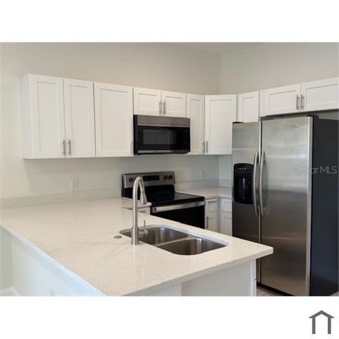 612 S 6TH STREET, Lake Wales, FL 33853