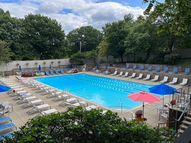 77 Pond Ave 1009, Brookline, MA 02445