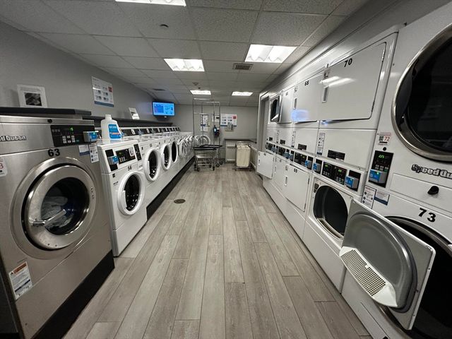 77 Pond Ave 1009, Brookline, MA 02445