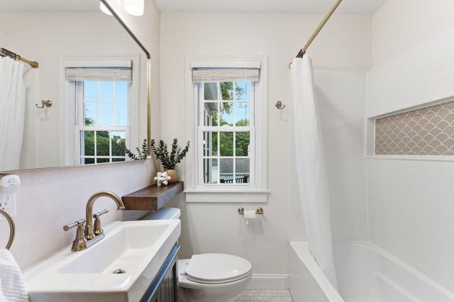 5732 Dupont Avenue S, Minneapolis, MN 55419