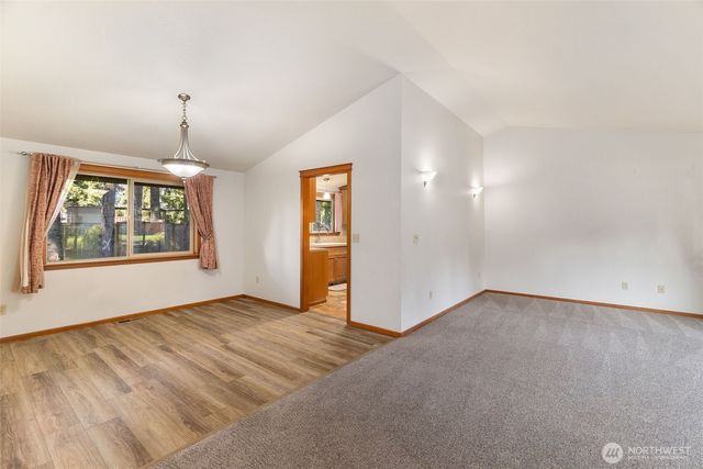 6107 189th Loop SW, Rochester, WA 98579