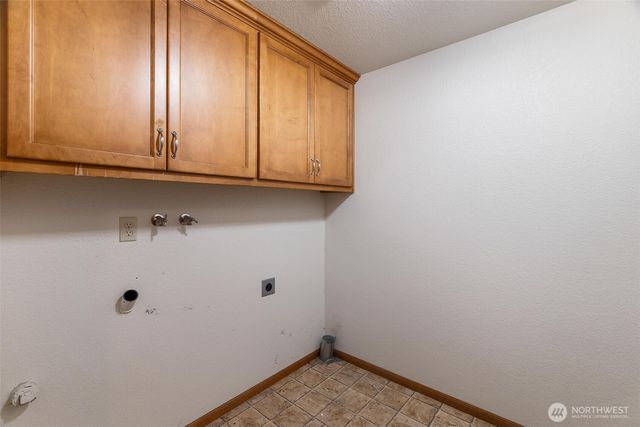 6107 189th Loop SW, Rochester, WA 98579