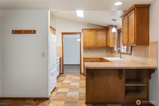 6107 189th Loop SW, Rochester, WA 98579