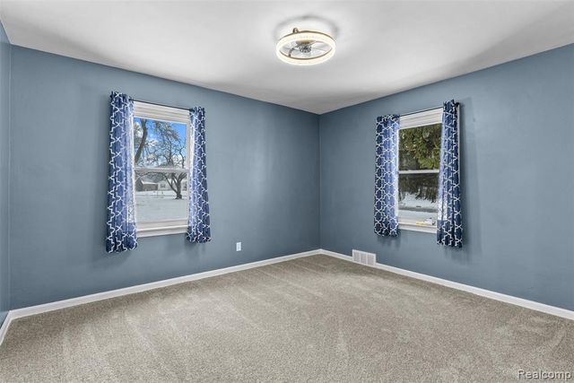 3094 Clayward Drive, Flint, MI 48506