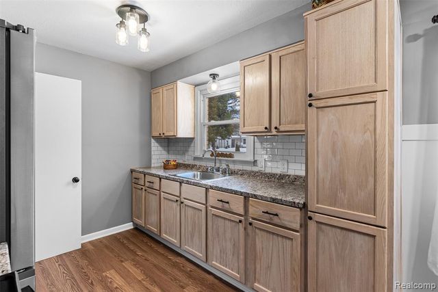 3094 Clayward Drive, Flint, MI 48506