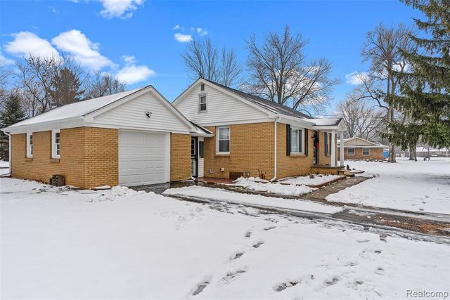 3094 Clayward Drive, Flint, MI 48506