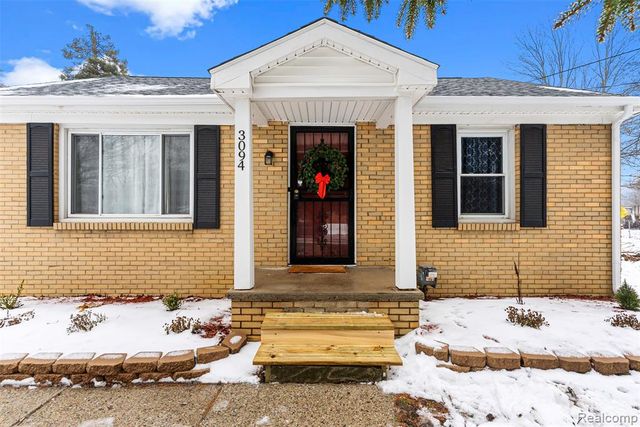 3094 Clayward Drive, Flint, MI 48506