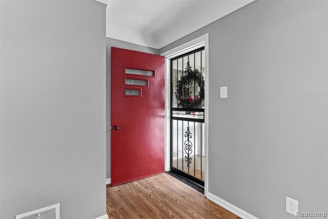 3094 Clayward Drive, Flint, MI 48506